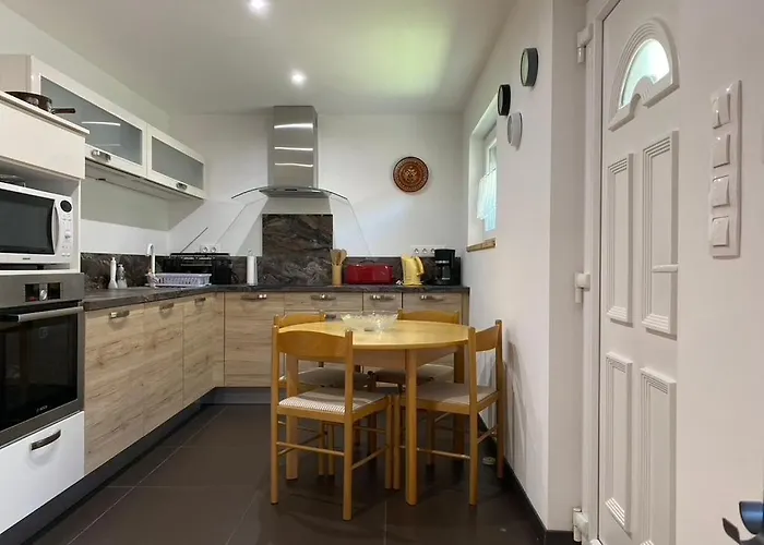 Zsuzsa House Budapest